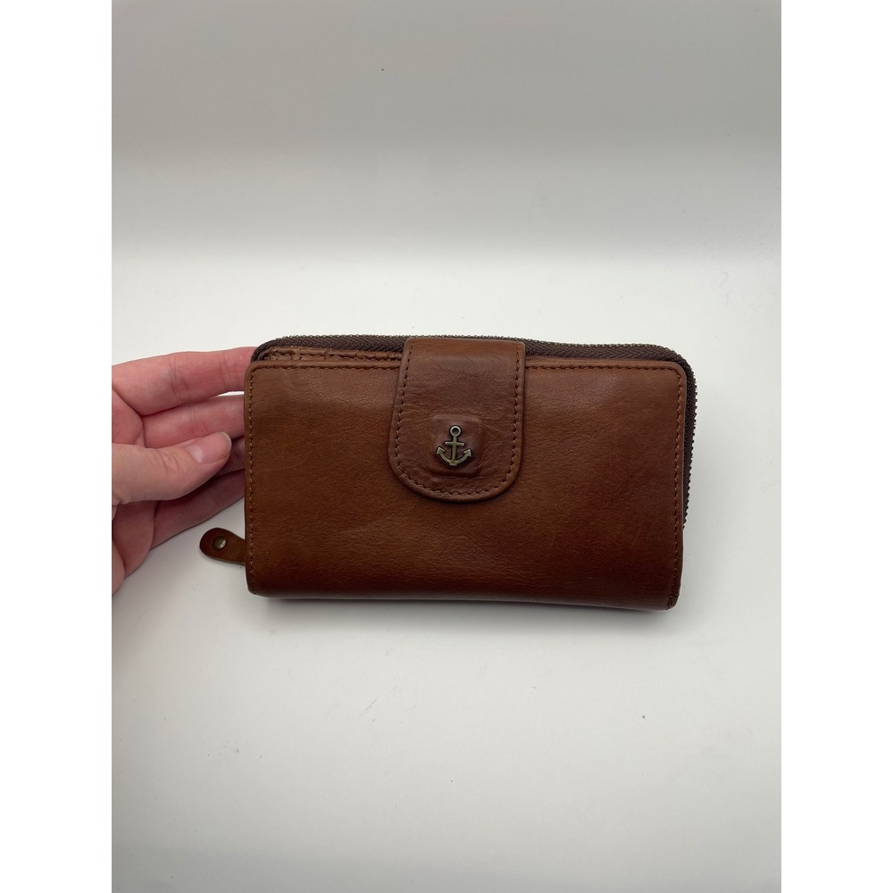Harbour 2nd Genuine Leather Brown Anchor Accent Bi Fold Wallet‎ Women